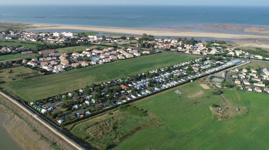 camping près de la plage à la faute sur mer 85